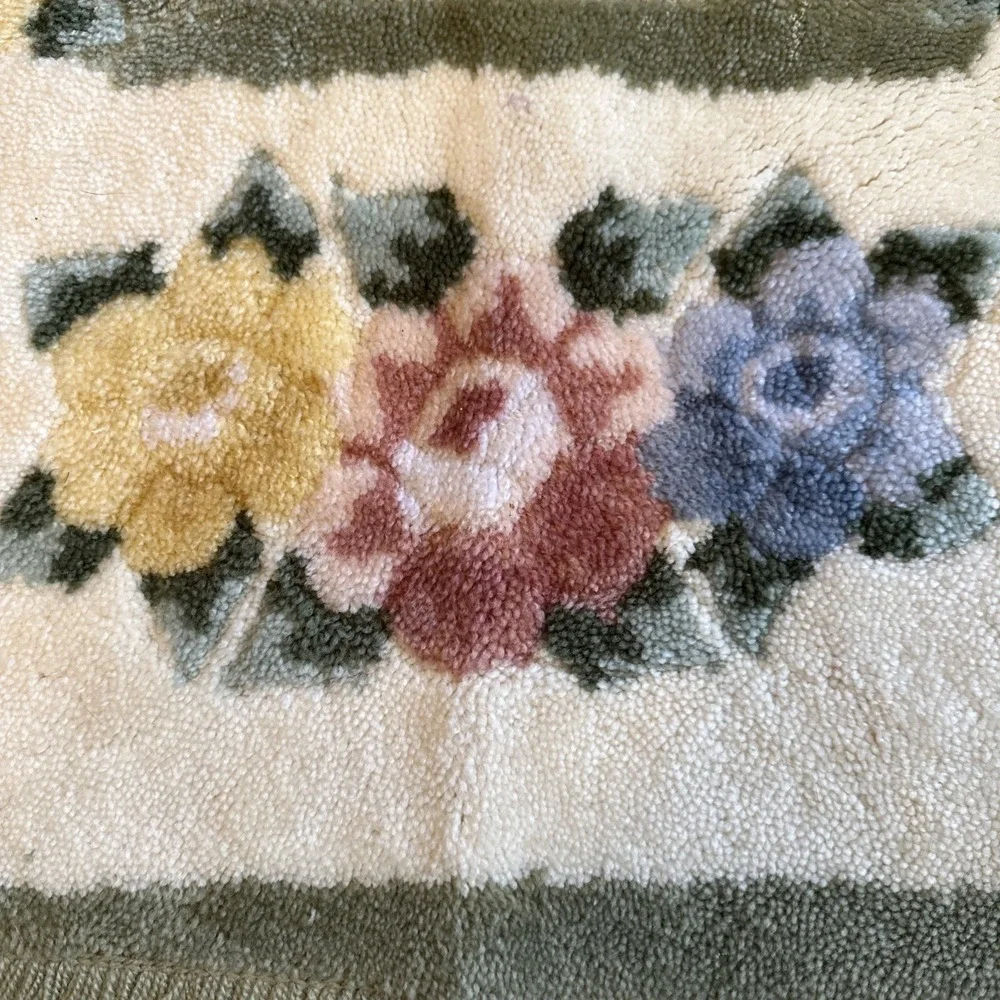 Vintage Sage Green Floral Contour Plush Rug Fringe Bathroom